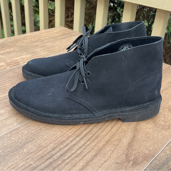 Clarks Men's Desert Chukka Boot Black Suede 9M - Picture 1 of 8